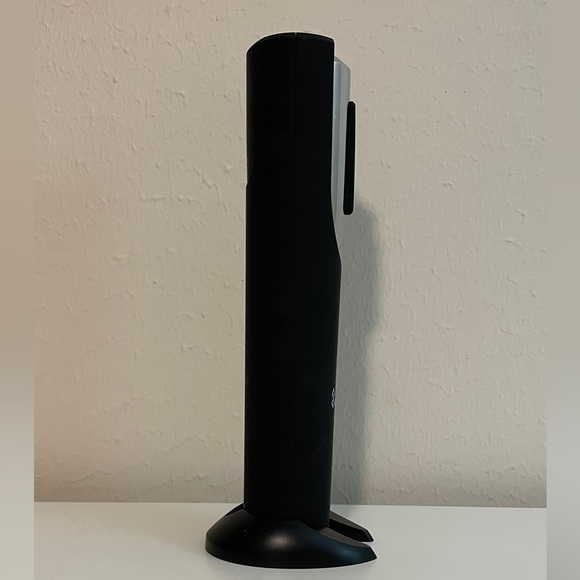 Electric Wine Bottle Opener - Picture 4 of 11